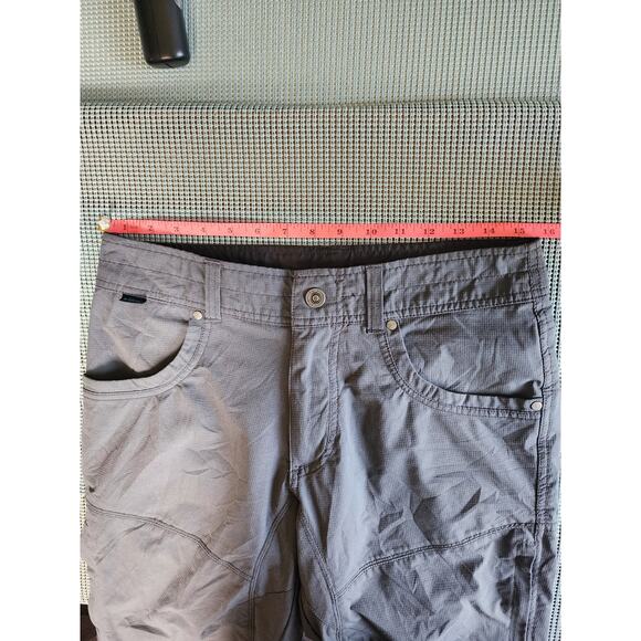 KUHL Men's Size 32 Gray Tech Cargo Shorts RN108845 - Picture 10 of 13
